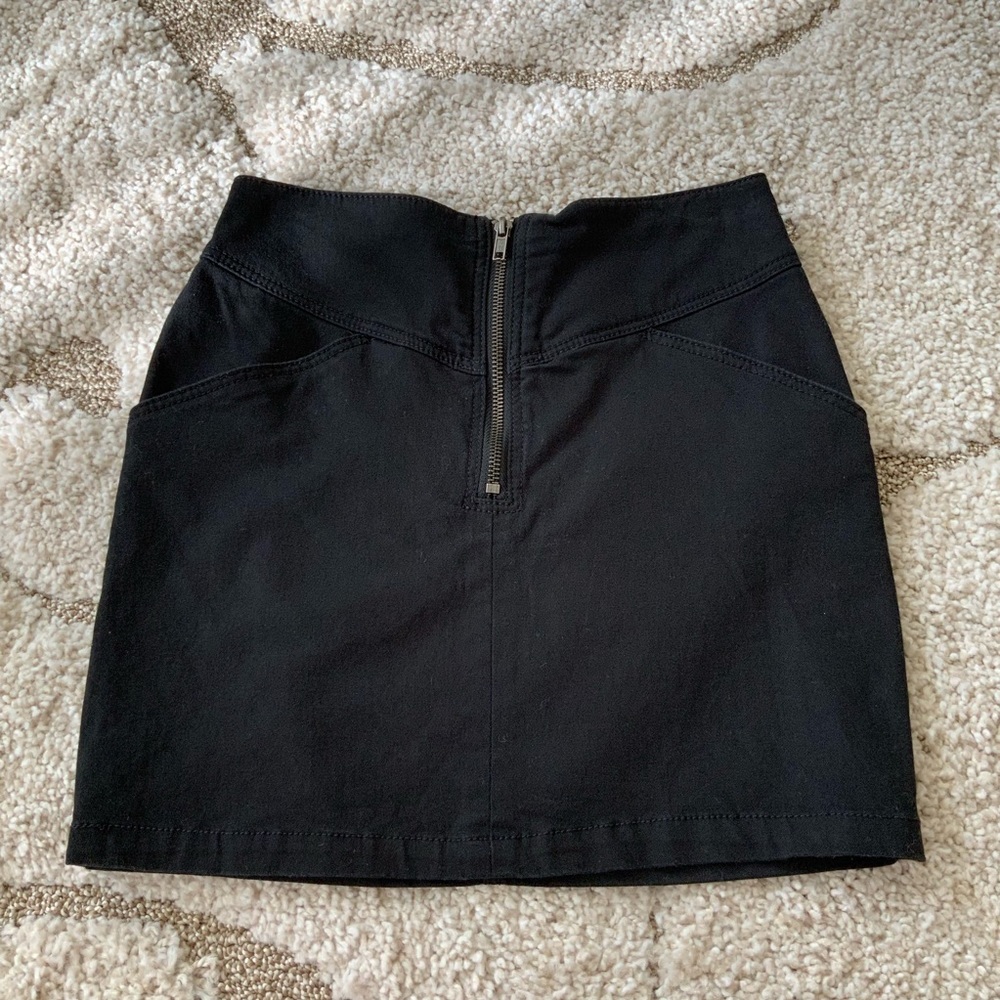 H&M Black Denim Skirt Size 4